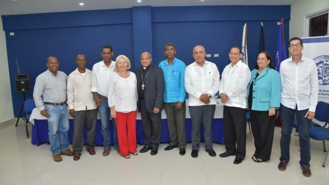invitados-y-miembros-de-las-instituciones-firmantes-1615614815..jpeg