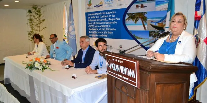 Medio Ambiente y hoteleros de Playa Dorada lanzan proyecto para reducir emisiones de carbono