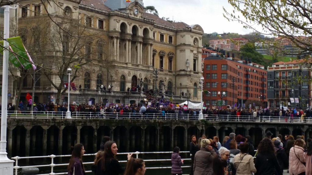 Mujeres de Bilbao España piden Igualdad de Género