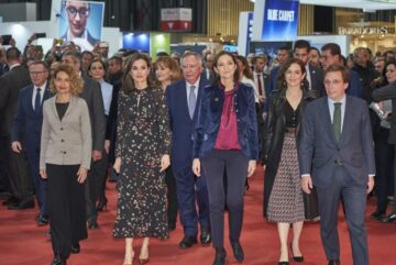 La Reina inaugura FITUR