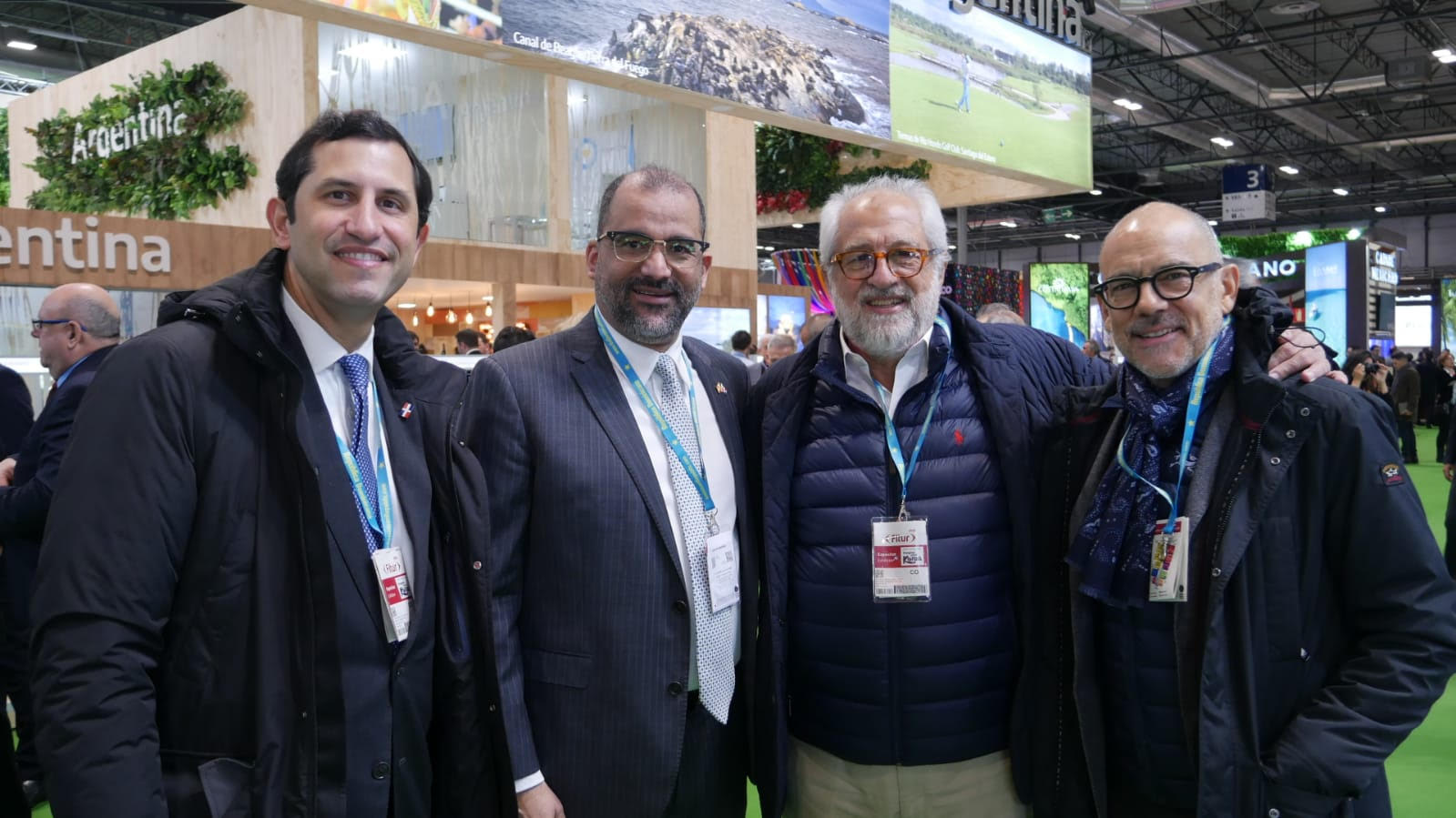 CEPM presenta en FITUR su compromiso con el turismo dominicano y con la energía limpia