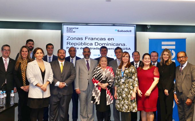 Zona Franca Puerto Plata participa en foro de inversión celebrado en España