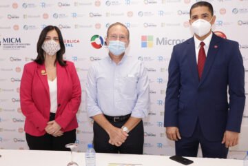 MICM, Claro y Microsoft se unen para impulsar