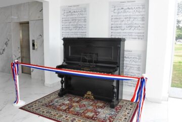 Ministerio de Cultura presenta restaurado el piano con que se musicalizó el Himno Nacional