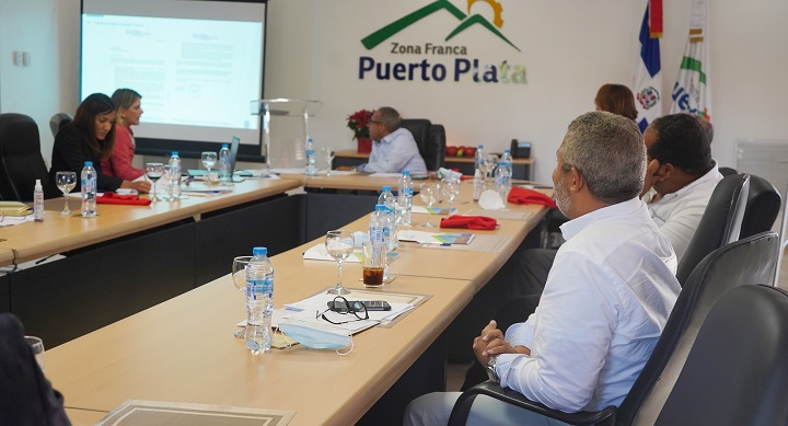 Presidente del consejo administrativo Zona Franca Industrial Puerto Plata presenta informe sobre siete meses de gestión