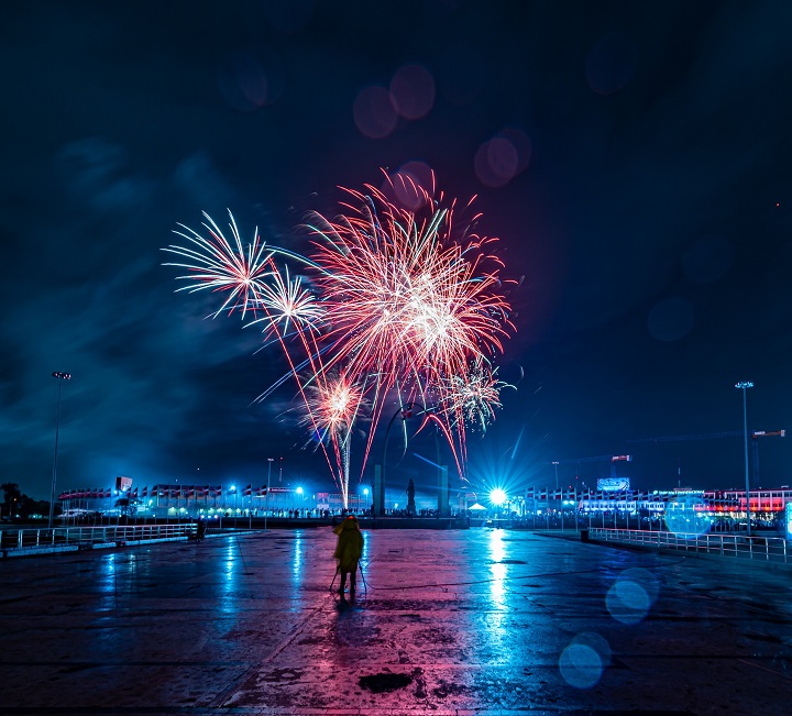 Fuegos Artificiales Jupiter celebró con más de 20,000 fuegos artificiales el 178 aniversario de la Independencia Nacional