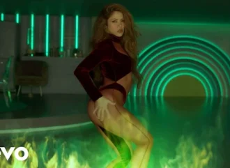 Shakira, Rauw Alejandro - Te Felicito (Official Video)