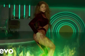 Shakira, Rauw Alejandro - Te Felicito (Official Video)