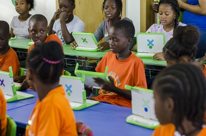 Banco LAFISE beneficia a más de 100 niños y sus familias a través de su proyecto Hub EduTech