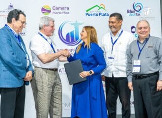 Cámaras de Comercio de Puerto Plata y de Puerto Rico USA firman convenio para promover iniciativas económicas bilaterales