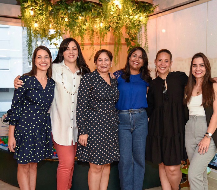 Realizan charla de concienciación por el autismo en parque “Había una vez”