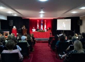 Realizan Coloquio Juana l de Castilla