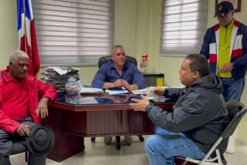 Diputado Orlando Martínez recorre Monseñor Nouel y verifica planes de prevención ante la tormenta Franklin