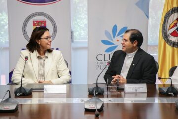 PUCMM y Clúster Turístico de Puerto Plata firman convenio interinstitucional
