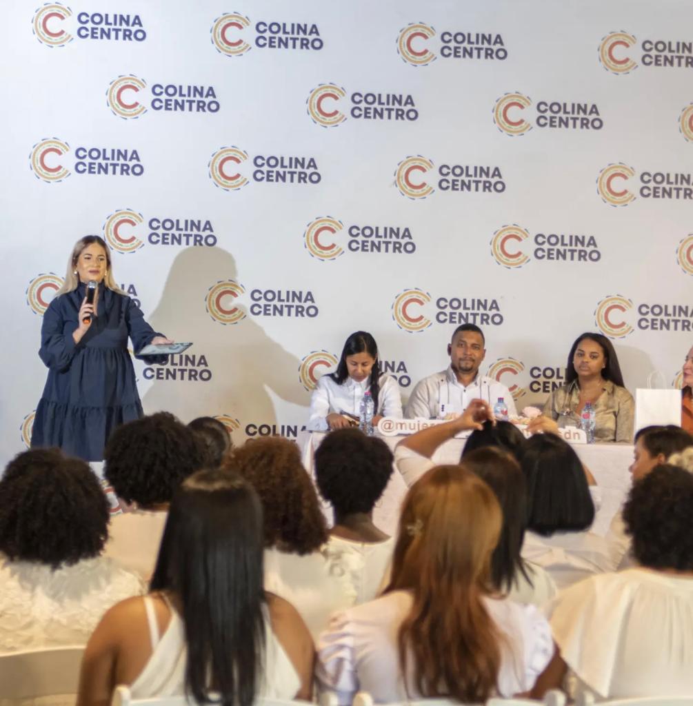 Mujeres Que Emprenden SDN realiza primera graduación de Emprendimiento para Pymes.