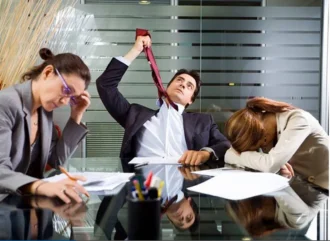 Antes de iniciar un negocio en familia o con un amigo, es importante tener en cuenta los siguientes factores