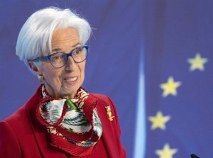 Lagarde (BCE) alerta de un posible repunte de la inflación