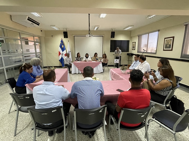 Alianza histórica en Puerto Plata: firman compromiso educativo para el desarrollo turístico sostenible