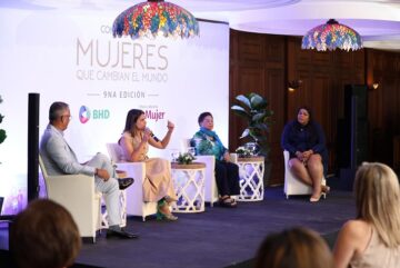 BHD realiza conversatorio en Santiago con Mujeres que Cambian el Mundo