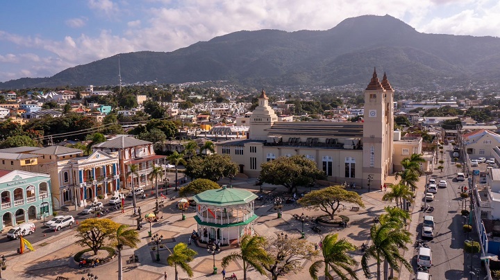 Ofrecen Webinar “Territorios Inteligentes” dentro de proyecto de sostenibilidad para Puerto Plata