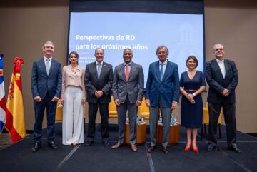 Cámara de Comercio de España ofreció su tradicional desayuno empresarial con la conferencia