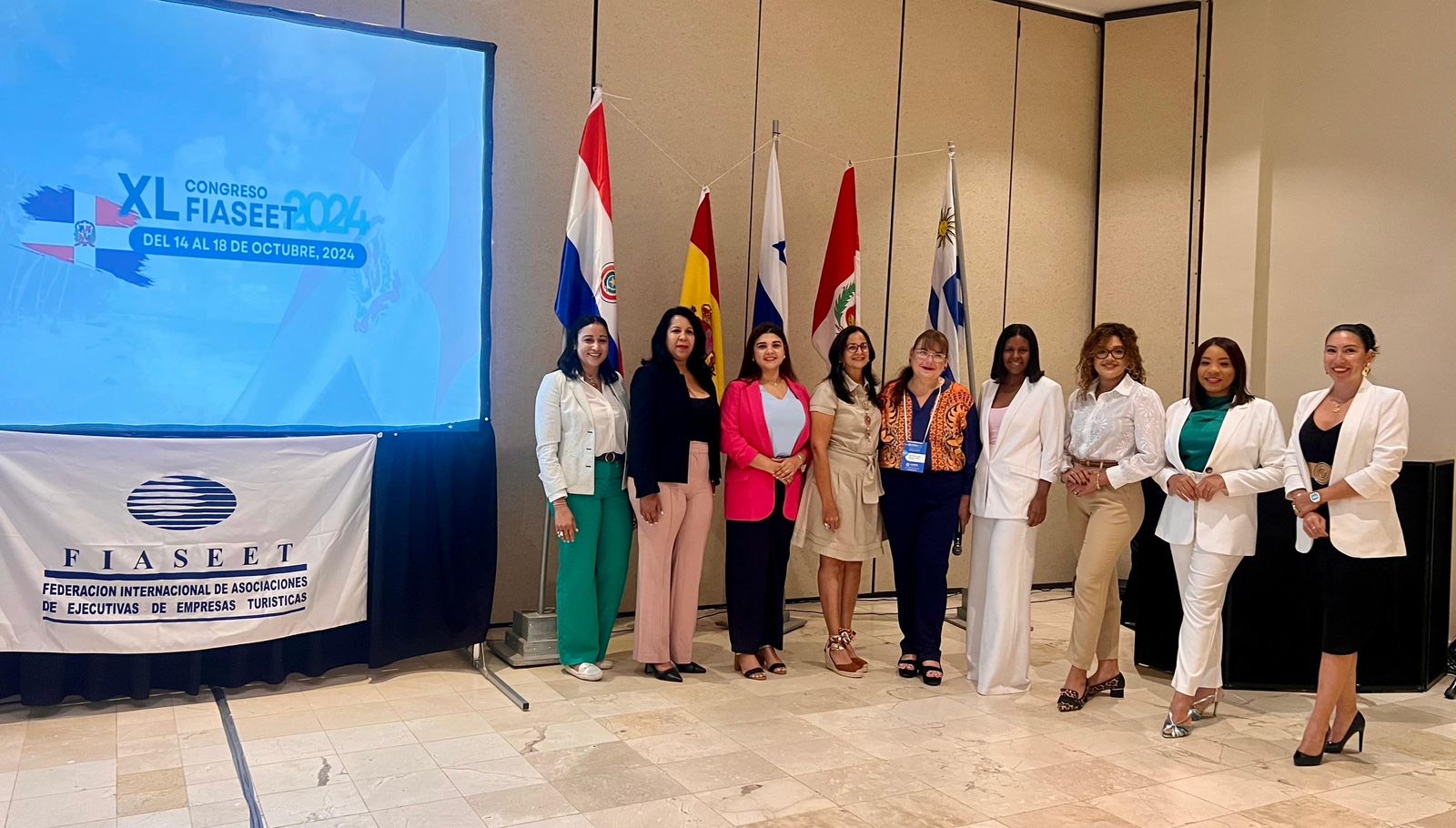 FIASEET juramenta directiva de AFEET RD 2024-2026, durante congreso en Puerto Plata