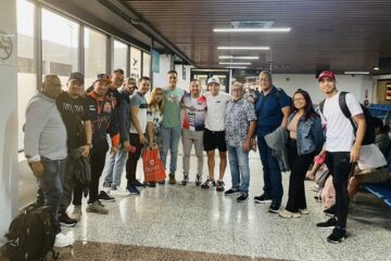 Delegación dominicana parte al Motocross de las Naciones Latinoamericanas en Guatemala