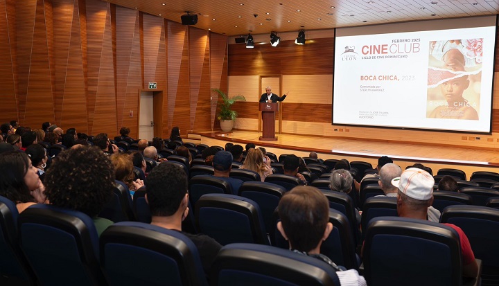 PROYECCIÓN DE CINE DOMINICANO EN EL CENTRO LEÓN