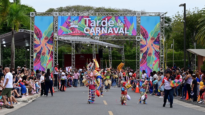 El carnaval en familia se vive mejor en el Centro León