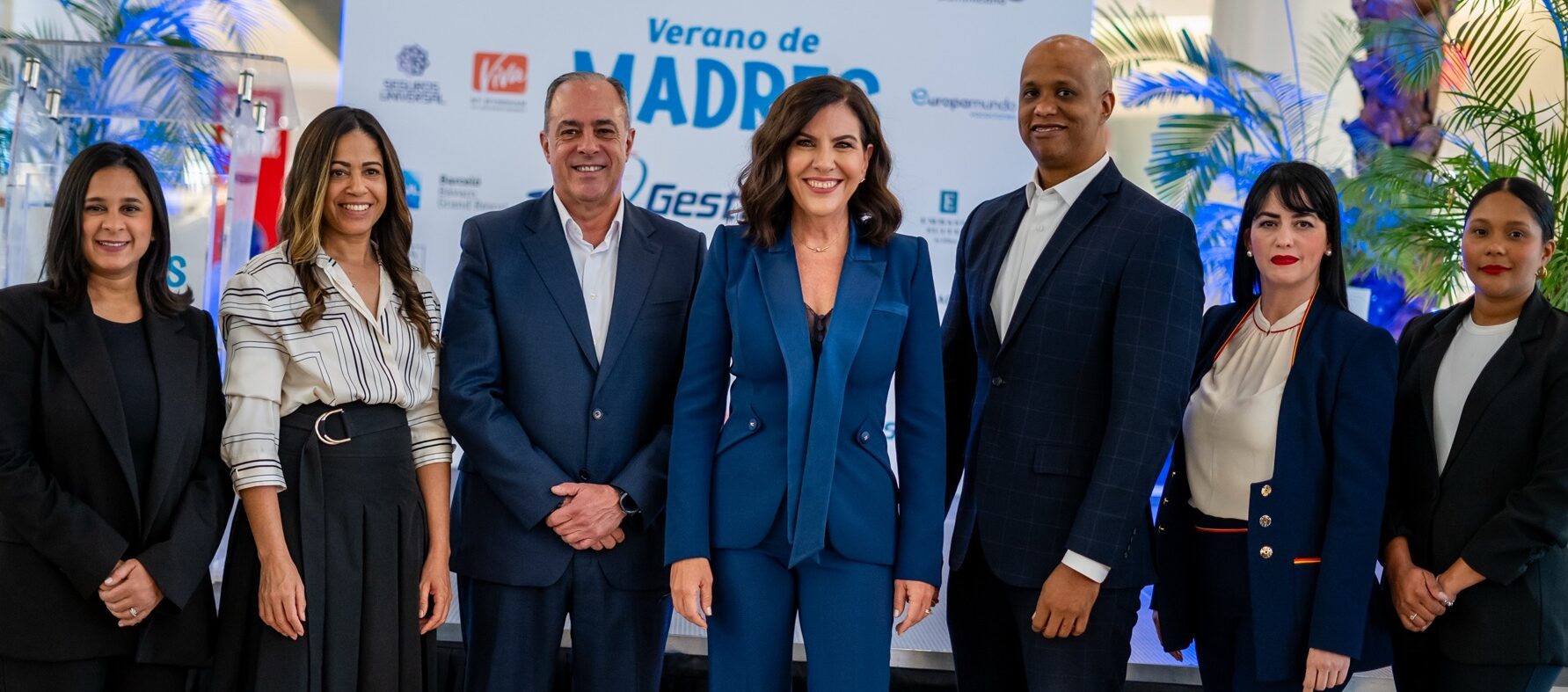 nurca portorreal, ibelca vásquez, paco pérez, theresa sullivan, máximo paulino, verónica roque, pamela rodríguez-1