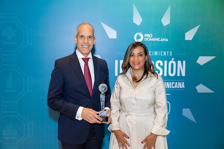 AES Dominicana reconocida por ProDominicana por diversificación y seguridad energética