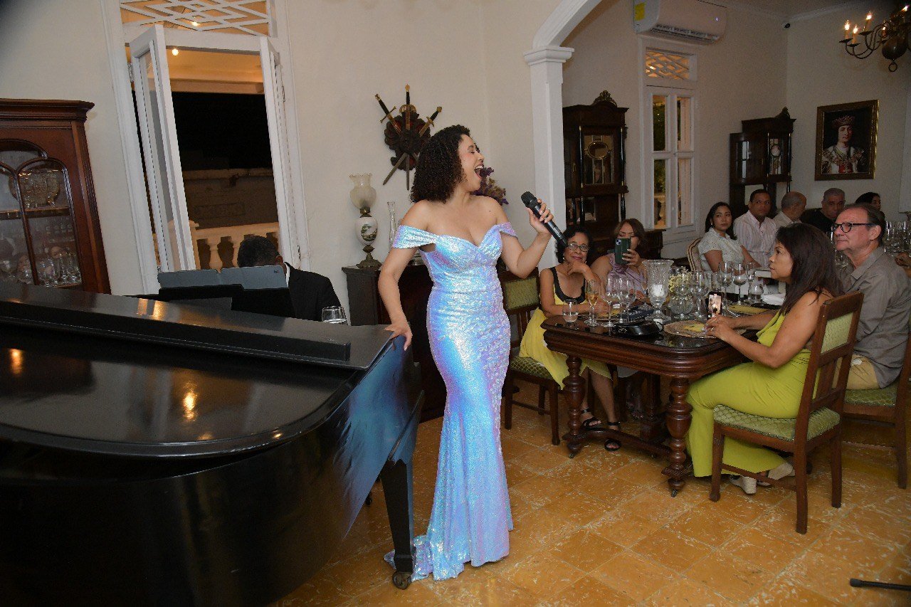 Restaurante La Isabela Colonial acoge el recital ‘Voces del Mundo y Sabores de Italia’ junto a la soprano Stephany Ortega
