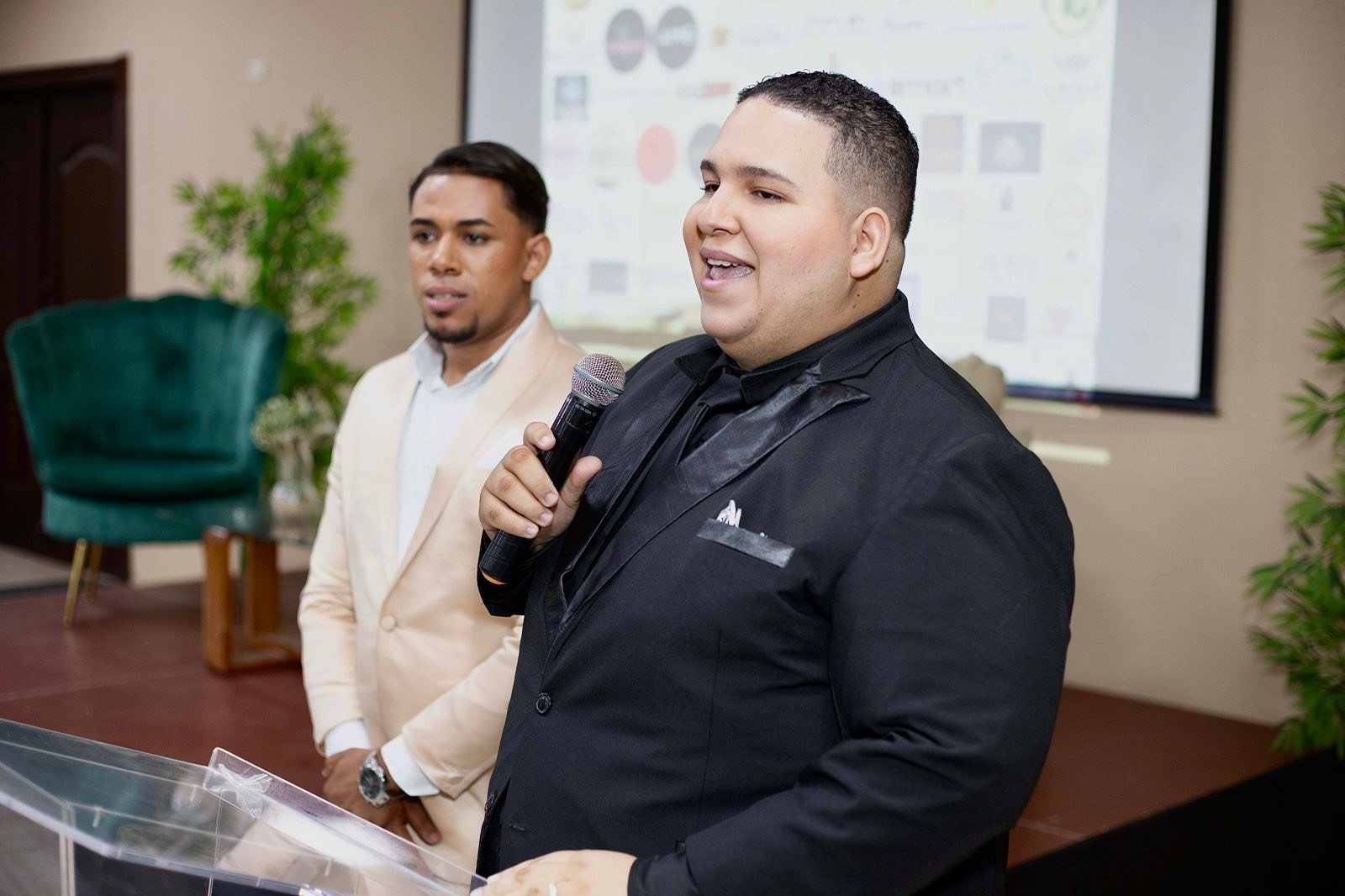 Puerto Plata se viste de inspiración con la Conferencia “El Poder de Tu Historia”